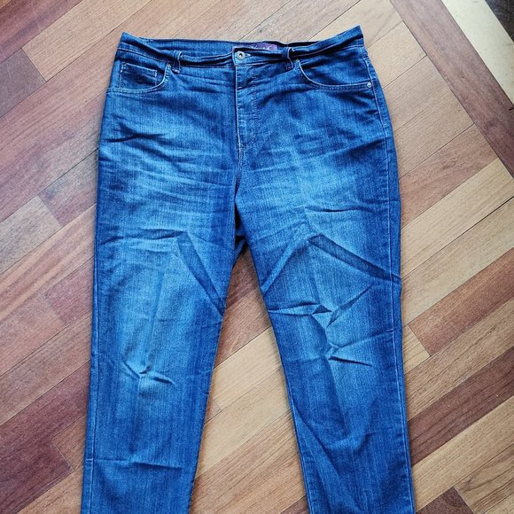 Gloria Vanderbilt Classic High Rise Tapered Jeans Size 14 Short - Picture 6 of 16